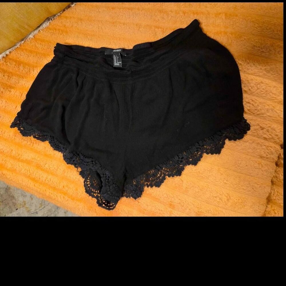 Forever-21 Women's Black Shorts
